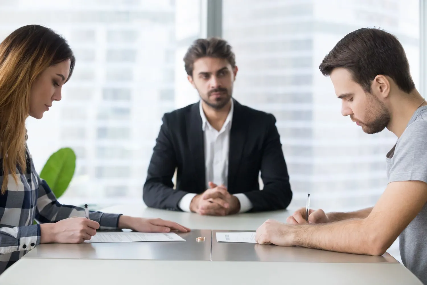 How EH Mediation Guides Couples Toward Fair and Balanced Outcomes Horncastle